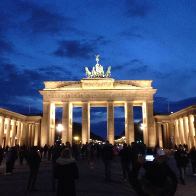 Brandenburg Gate at night