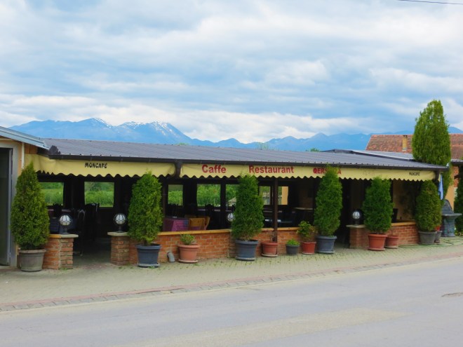 Kosovo cafe
