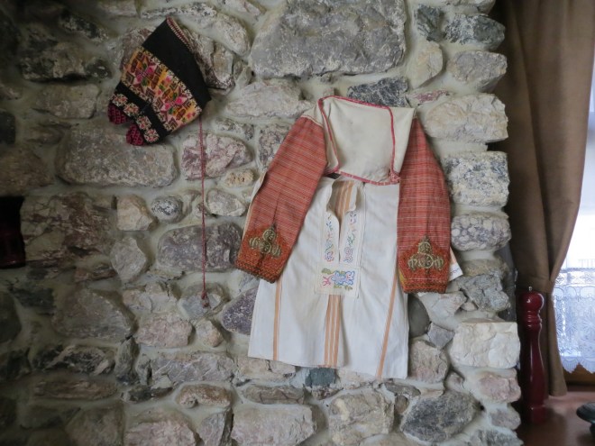 albanian clothing